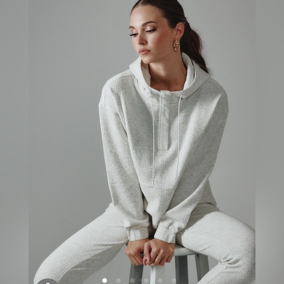 7 DIAMONDS Size S Restoration Half-Zip Hoodie in Natural NEW! - Picture 1 of 10